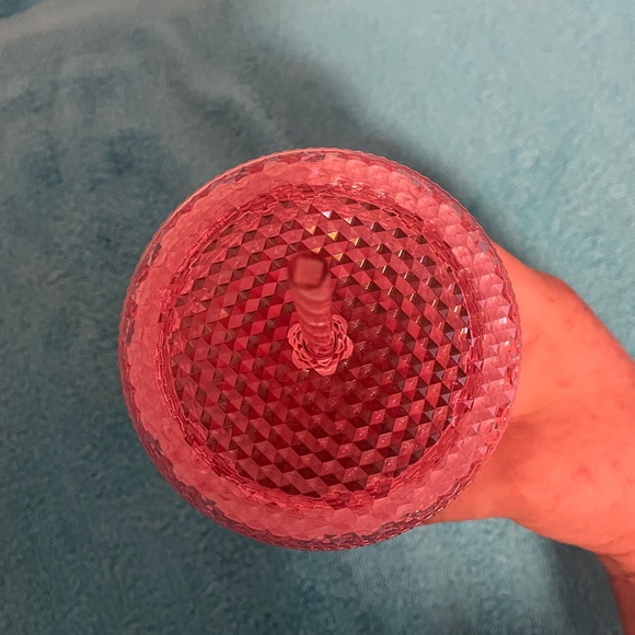 Waxberry Ombré Starbucks Tumbler - holiday 2022 - Picture 4 of 4